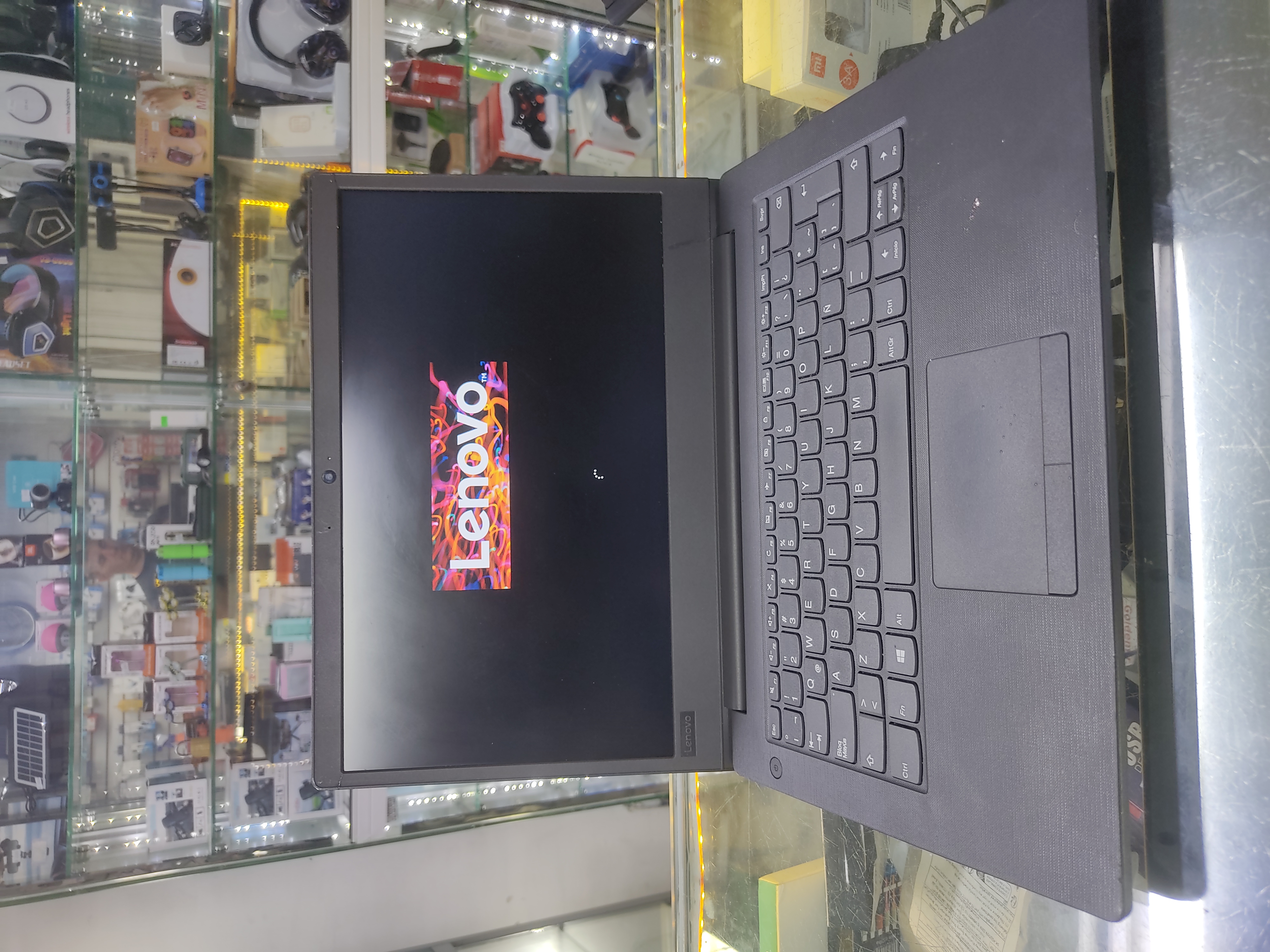 Lenovo de 14 pulgadas
